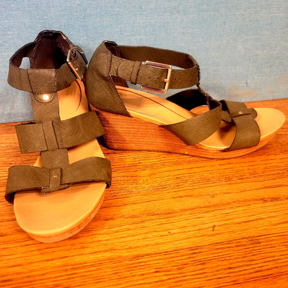 Dr Scholls NEW Wedge heeled  sandals Gladiator in Grey-Olive alligator